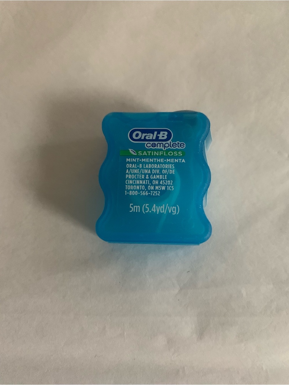 SENSODYNE Toothpaste and Blue Dental Floss Bundle - Picture 8 of 8